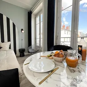 https://suite-green-medici.hotels-rhonealpes.com